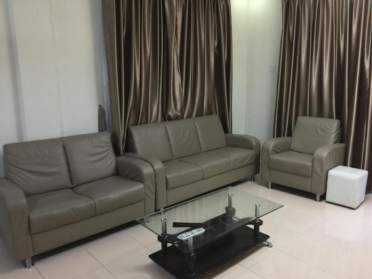 Cameron Supersave Apartment @ Crown Imperial Court ブリンチャン エクステリア 写真